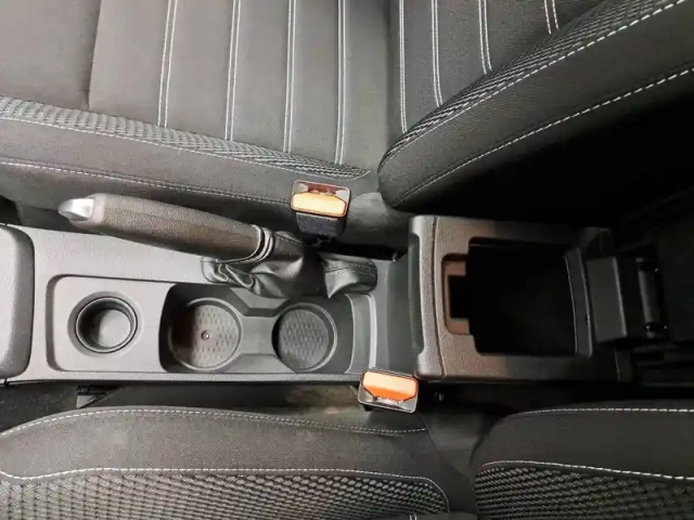 Dacia Duster tce 150 fap 4x2 edc — photo 37
