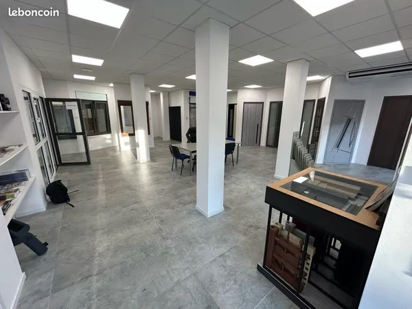 Local commercial 150m2 à Briey