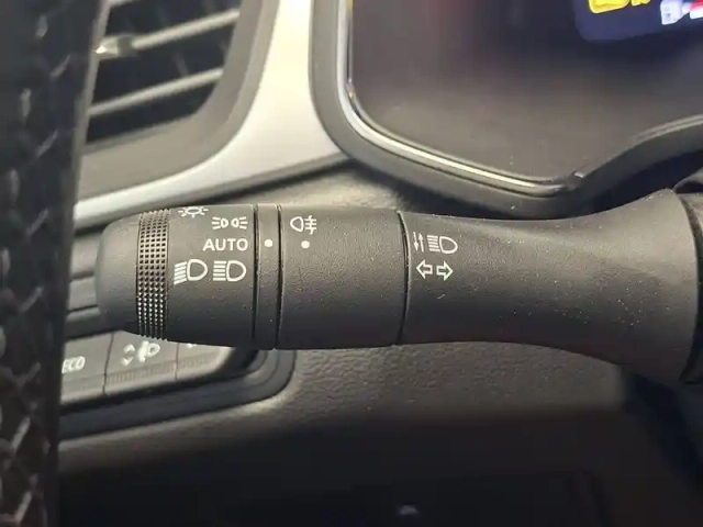 Renault Captur eco-g 100 ch — photo 31