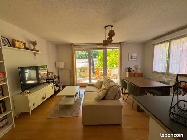 Appartement F3 lumineux et calme