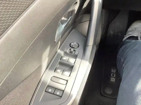 Peugeot 308 sw hybrid 145 e-dcs6