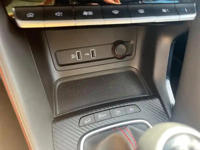 Mg Zs 1.0 t-gdi 111ch luxury — photo 15