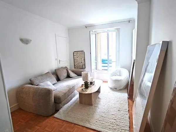 2 pièces meublé Louise Michel