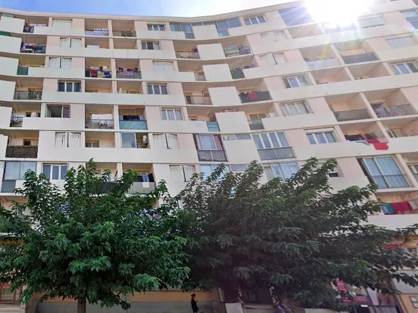 A VENDRE APPARTEMENT TYPE 2 LOUE