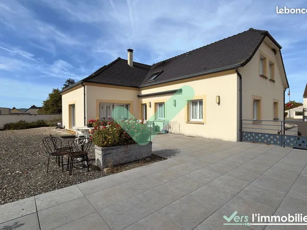 Maison 10 pièces 194 m²