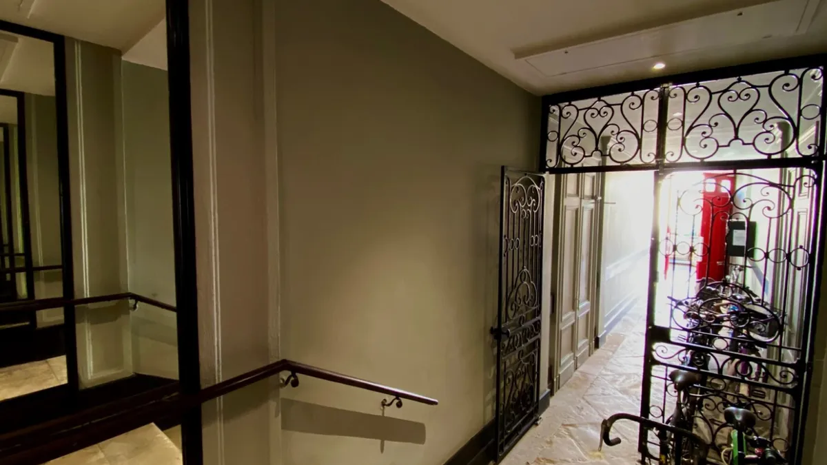 Photo 11