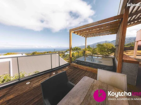 Villa 4 pièces 146 m²