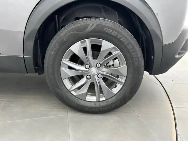 Peugeot 2008 puretech 100 s&amp;s bvm6 — photo 39