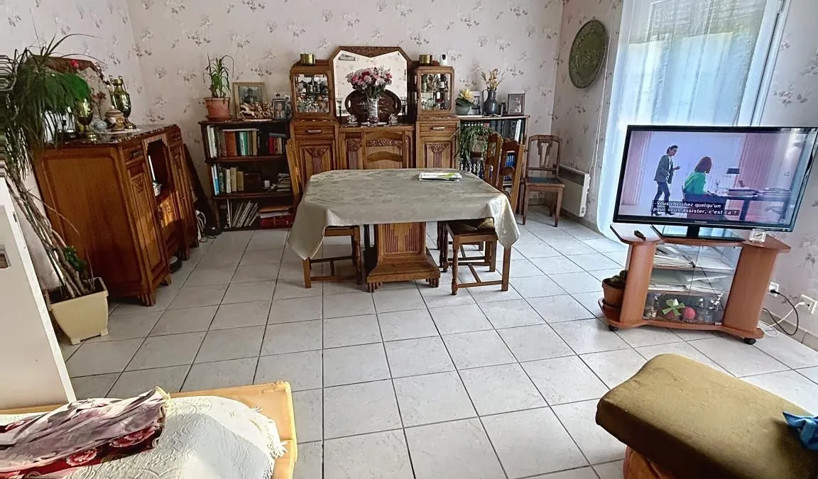 Photo 3
