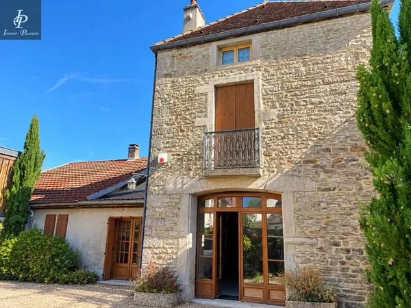 A VENDRE GEVREY CHAMBERTIN 20 minutes DIJON SUD Maison en