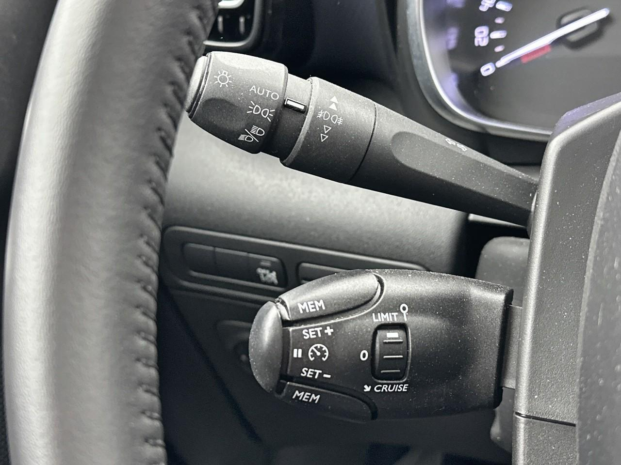 Citroën C3 Aircross puretech 130 s&s eat6 rip curl — photo 17