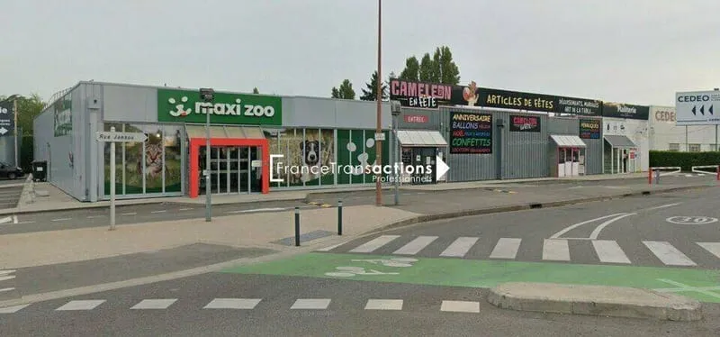 Photo 1