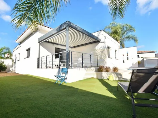 Maison de plain-pied 4 pièces 101 m²