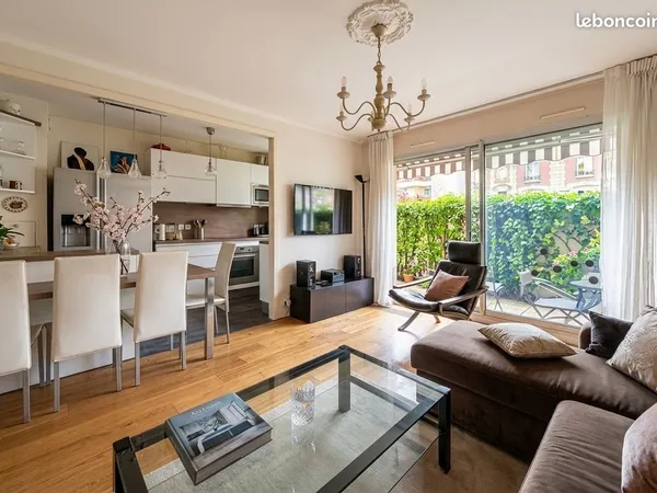 Appartement 2 pièces avec terrasse de 18m2 arborée