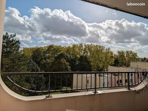 Vente appartement 4 pièces 79 m² Cergy (95000) 227.000