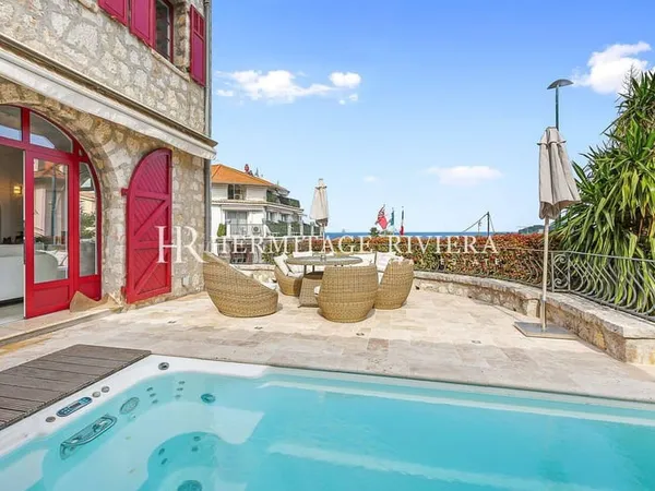 Maison 8 pièces 275 m²