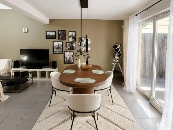 Au calme en seconde ligne Maison 105 m2 sur 3 ares de terrain - 3 chambres