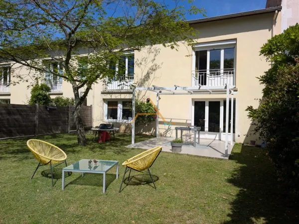 Maison de village 7 pièces 185 m²