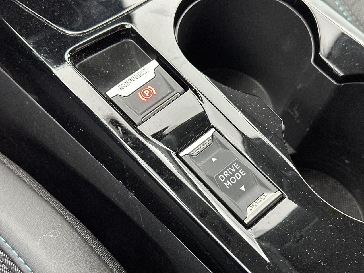 Peugeot 208 puretech 100 s&s eat8 allure pack — photo 31