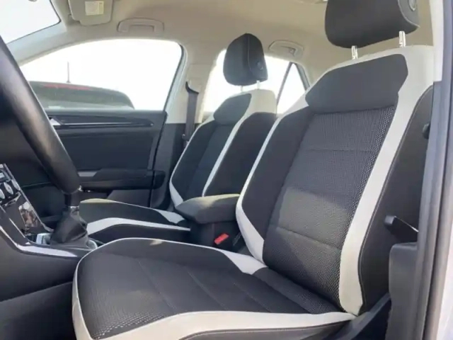 Volkswagen T-Roc 1.5 tsi evo 150ch carat s&amp;s — photo 11