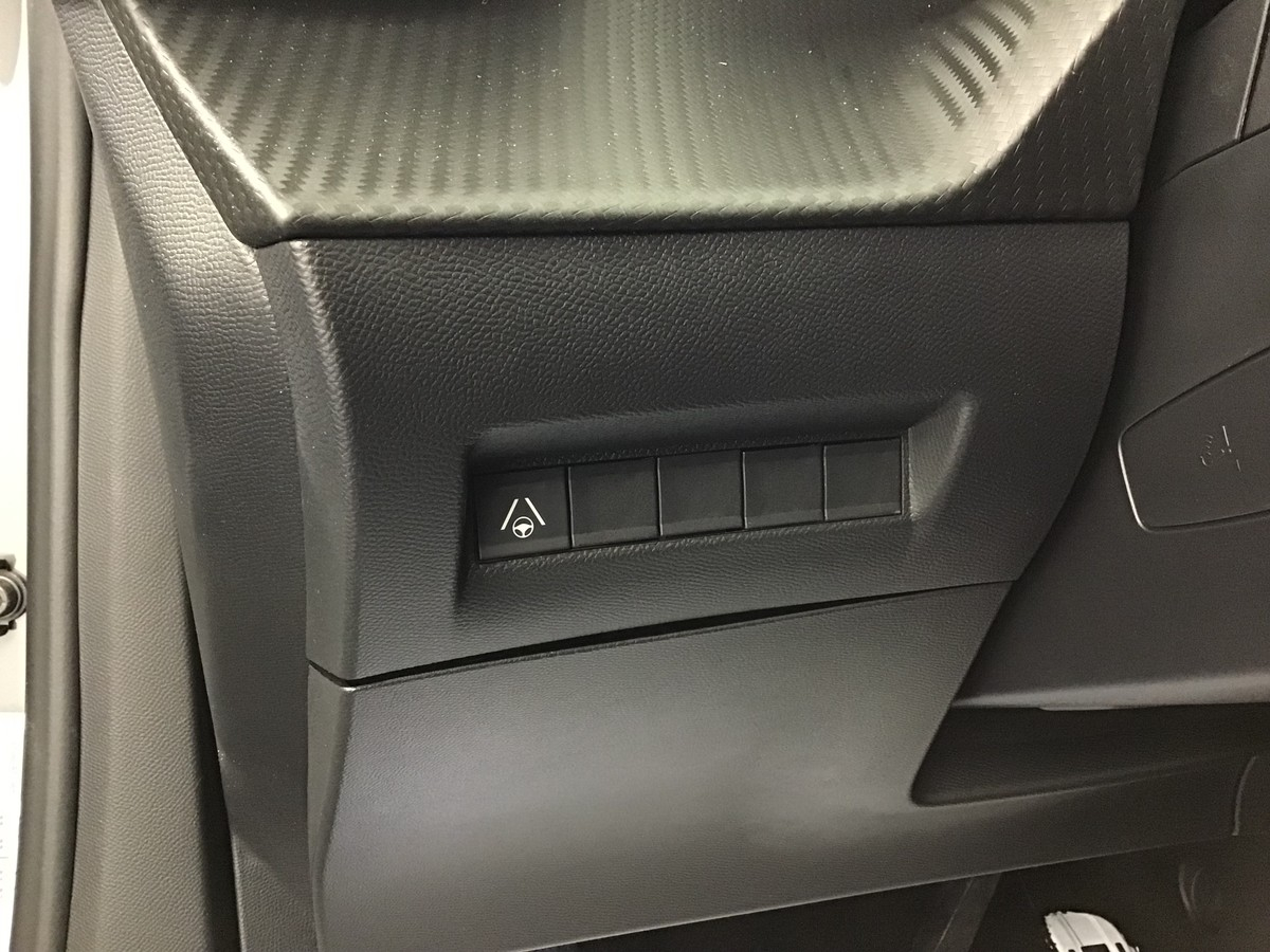Peugeot 2008 — photo 25