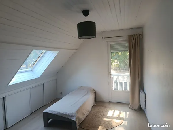 Chambre a louer dans agréable maison