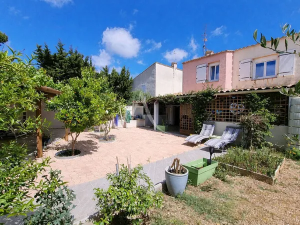 À Narbonne, maison 4 chambres avec garage et terrain
