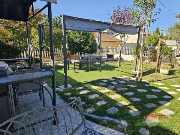 Maison 6 pièces 140 m²