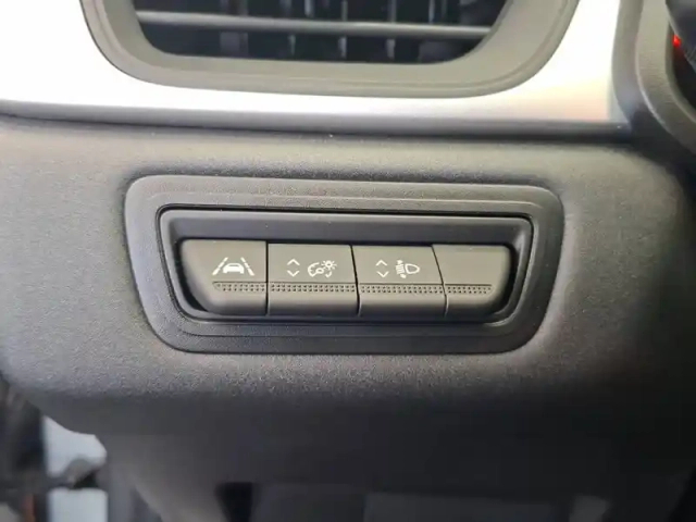 Renault Captur tce 140 - 21 — photo 34