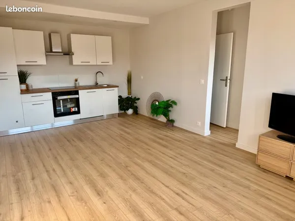 T3 rénové à neuf catho vauban