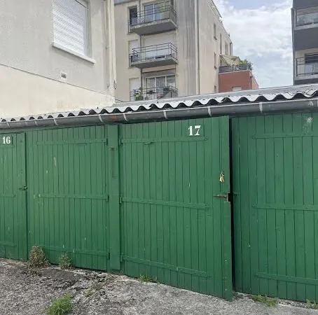 Parking 13 m²