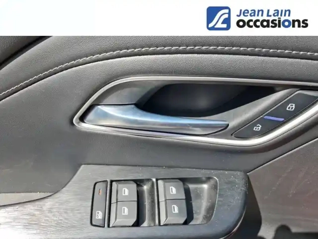 Mg Zs 1.5 l hybrid+ 197 ch — photo 20