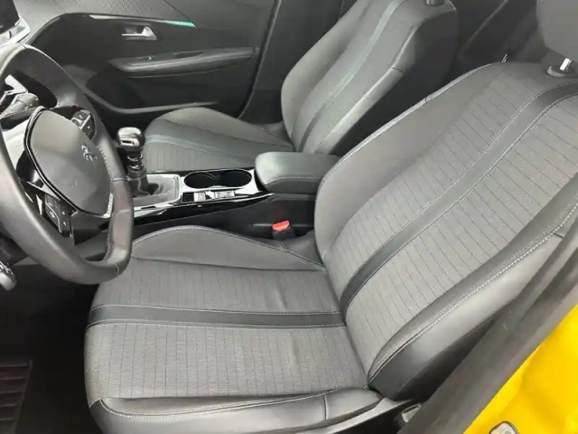 Peugeot 208 puretech 100 s&amp;s bvm6 — photo 78
