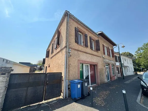 Local commercial 292 m²