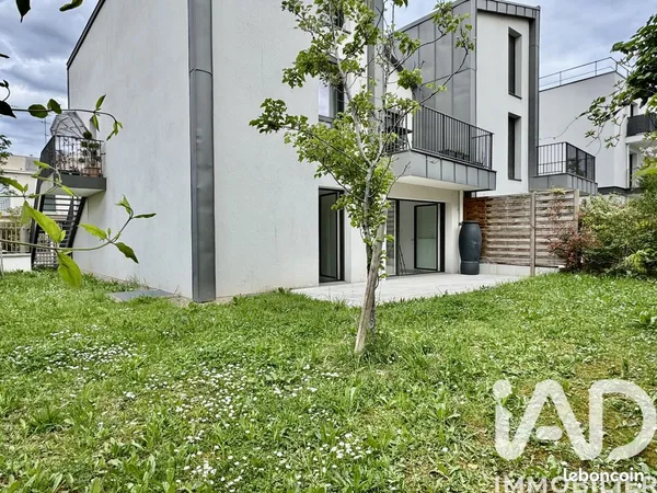 Terrain 155 m²