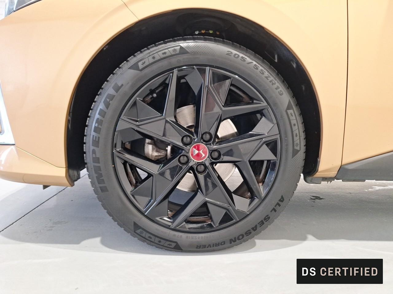 Ds Ds 4 puretech 130 eat8 performance line+ — photo 11