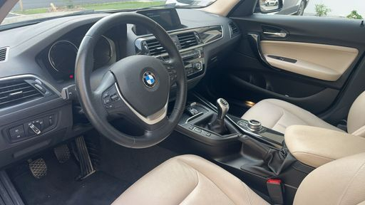 BMW Serie 1 114d 95 - Urban Chic – 2017 – 123715 km – Diesel – Boîte Manuelle — photo 14