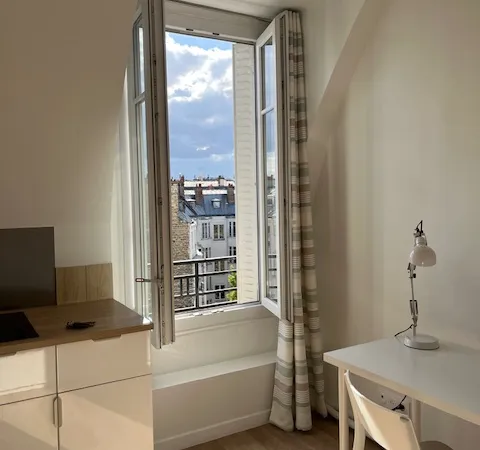 Loue chambre en colocation dans appartement