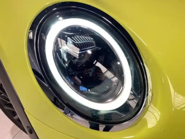 Mini Mini cooper 136ch edition premium plus bva7 — photo 6