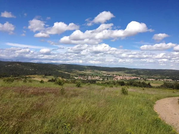 Terrain 704 m²