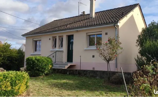 Maison familiale centre bourg