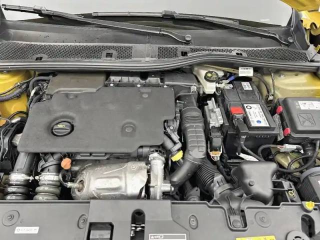 Peugeot 208 bluehdi 100 s&amp;s bvm6 — photo 22
