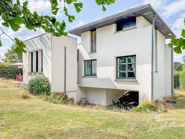 Maison 7 pièces 147 m²