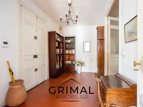 Appartement 5 pièces 146 m²