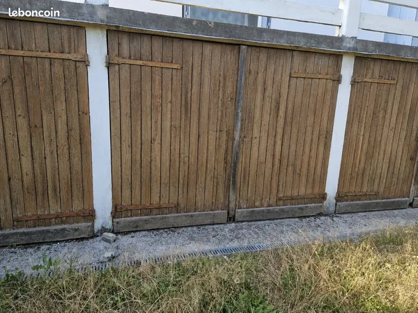 A louer - place de parking/box de stockage/garage