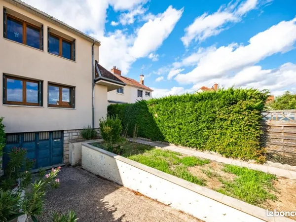 Maison 6 pièces 90 m²