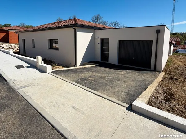 Maison neuve 2026 plain pied 4 pièces 99m2 Auch Quartier Gare