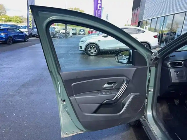 Dacia Duster eco-g 100 4x2 — photo 7