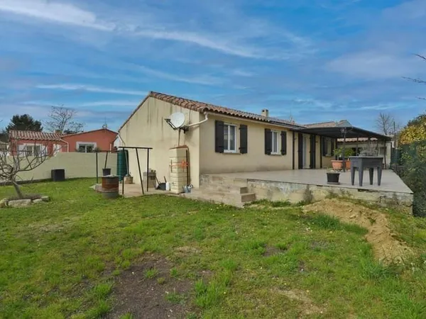 Maison de plain-pied 5 pièces 100 m²