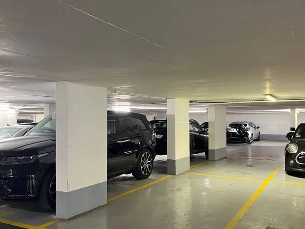 Parking 9 m²